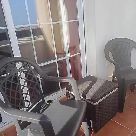 Soleado Paraíso Familiar: Golf, Playa Y Desayuno Incluido Apartment