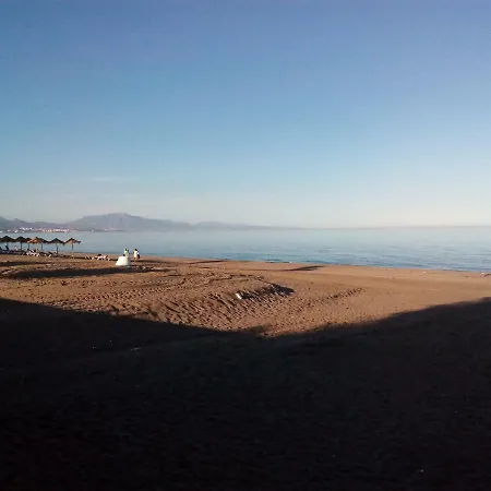 Soleado Paraíso Familiar: Golf, Playa Y Desayuno Incluido * San Luis de Sabinillas